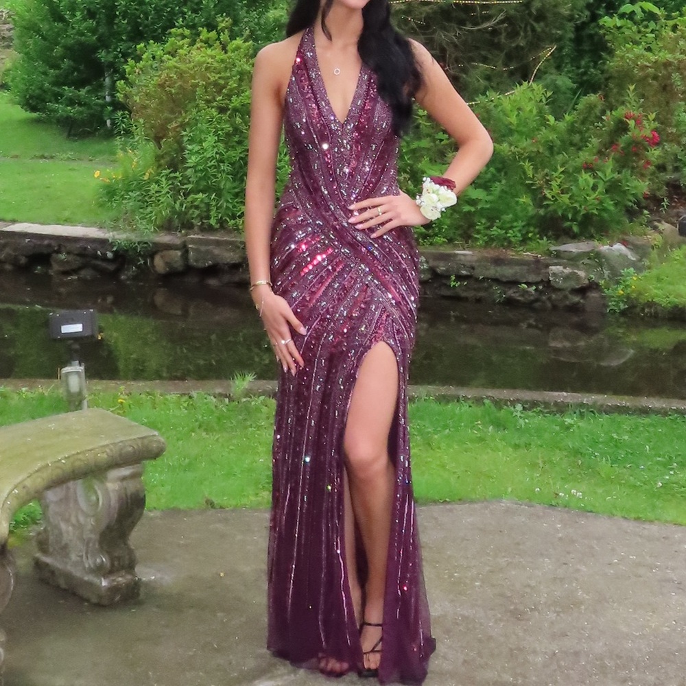 Elegant Burgundy Sequin Backless Gown